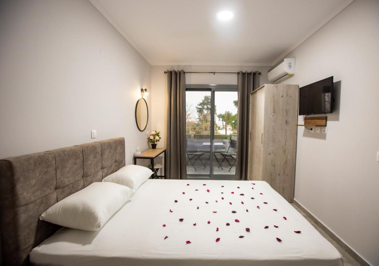 חניוטי Artemida Suites מראה חיצוני תמונה