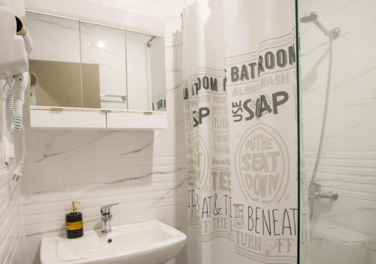 חניוטי Artemida Suites מראה חיצוני תמונה