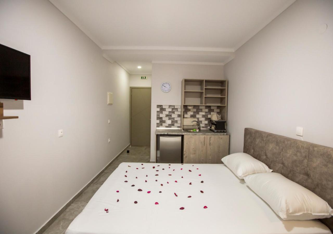 חניוטי Artemida Suites מראה חיצוני תמונה