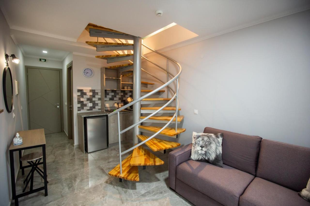 חניוטי Artemida Suites מראה חיצוני תמונה