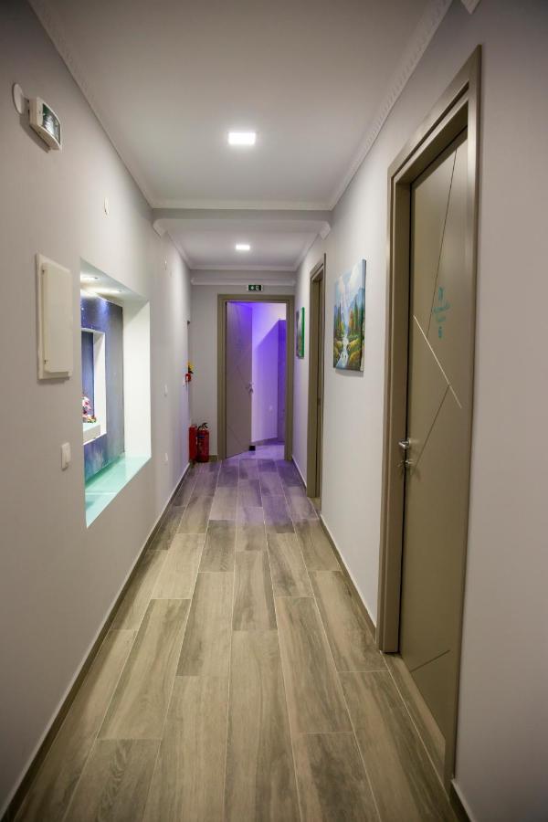 חניוטי Artemida Suites מראה חיצוני תמונה